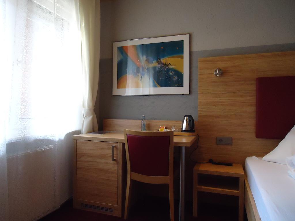 Hotel Garten Bonn Room photo